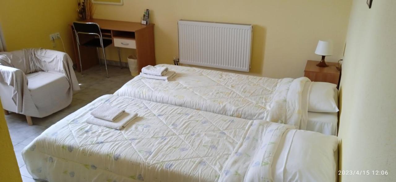 Hotel Konstantina Rodopoli Luaran gambar
