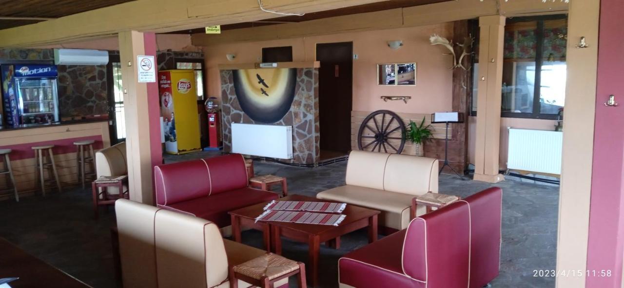Hotel Konstantina Rodopoli Luaran gambar